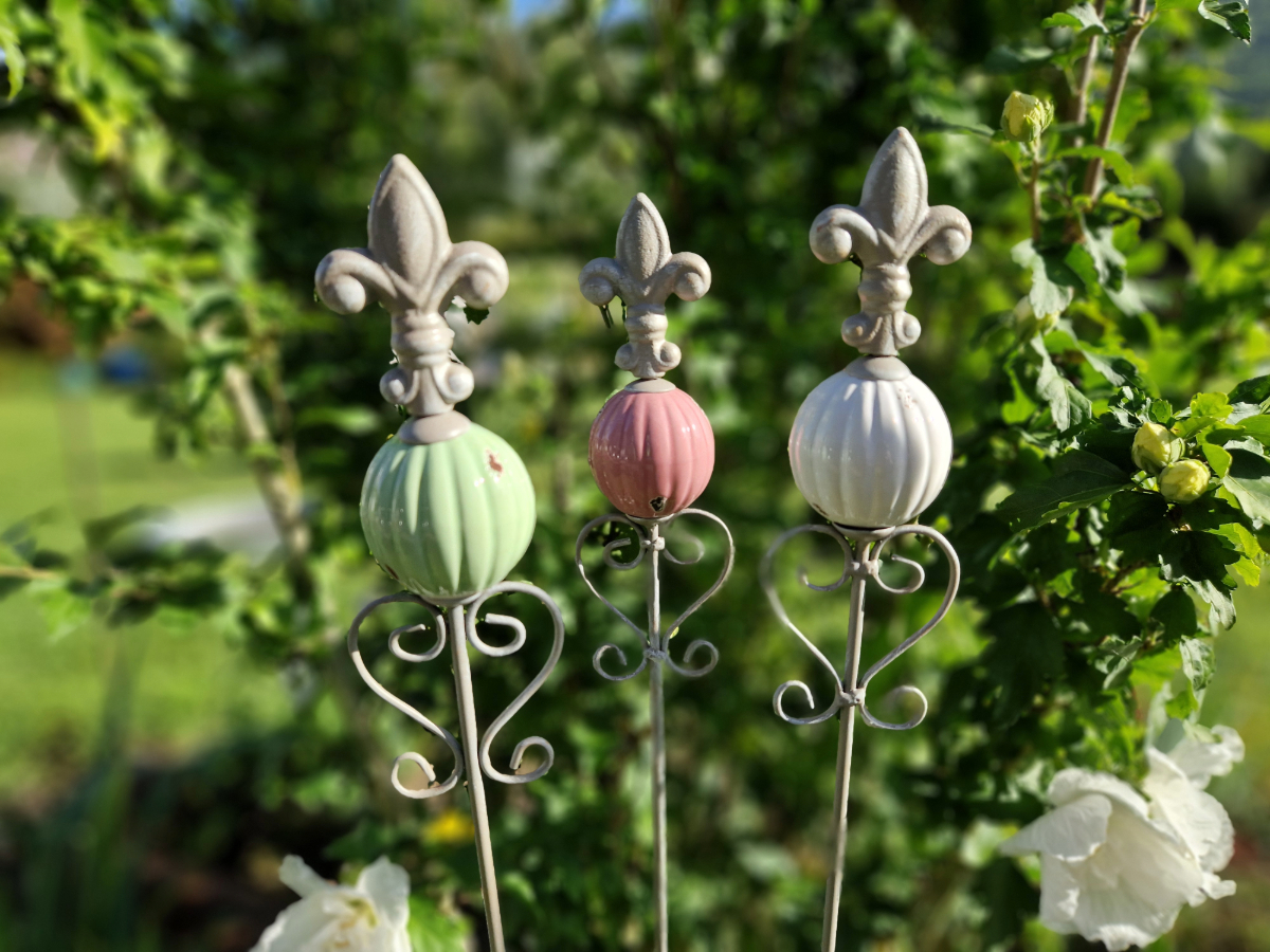 Metalldeko Keramik Gartenstecker bunte deko