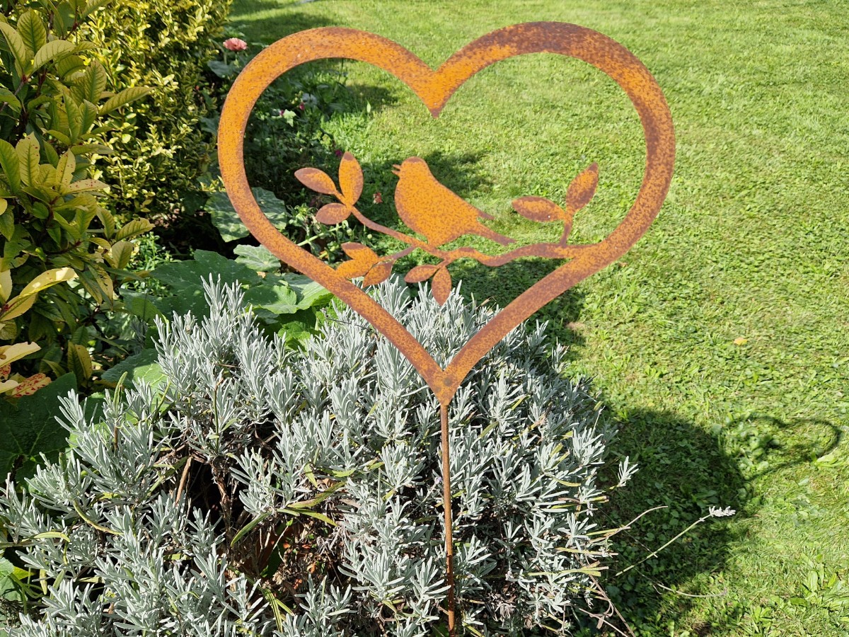 Herz mit Vogel im Sonnenlicht 125cm hoch