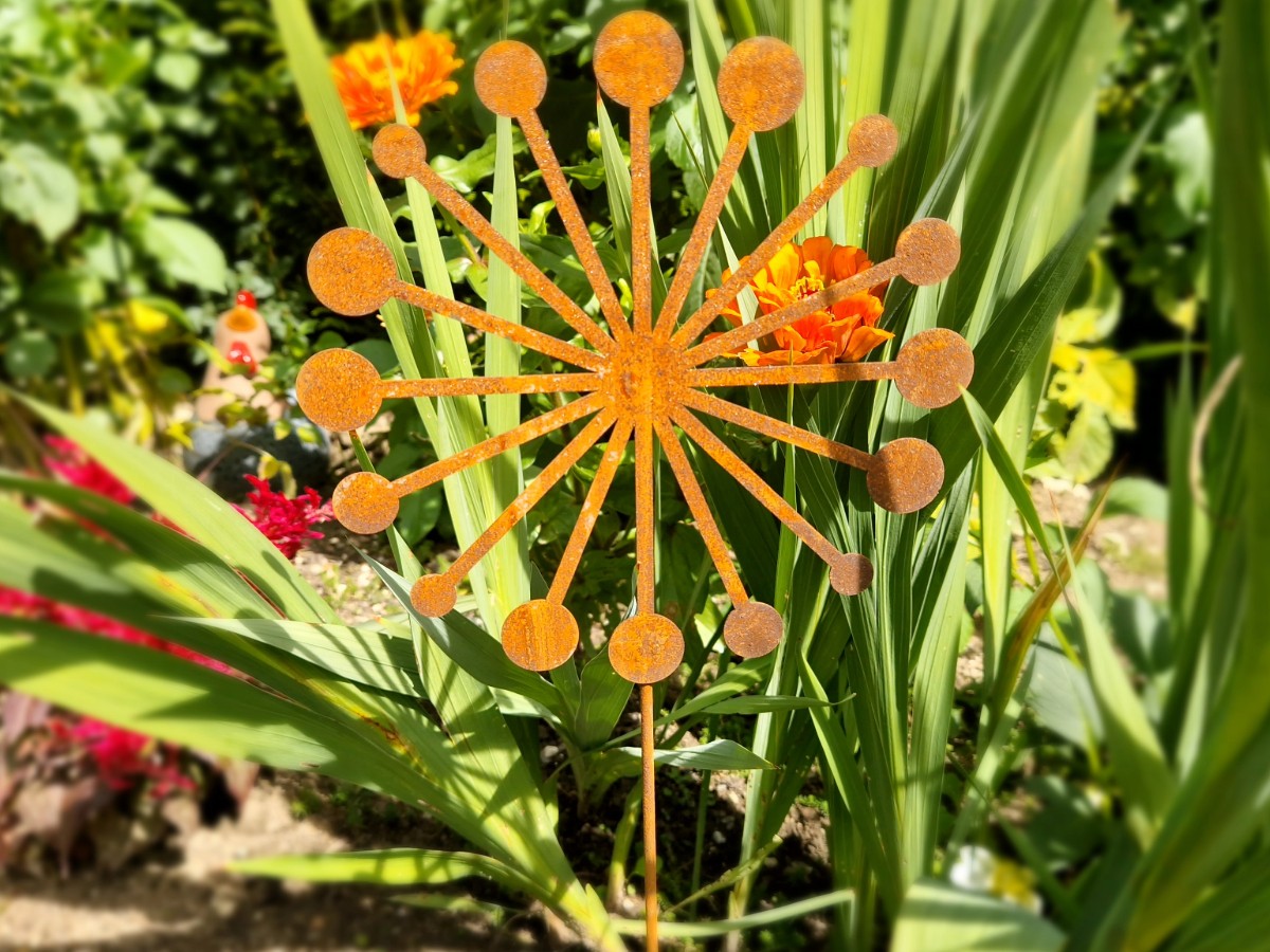 rostige Pusteblume am Stab Gartendeko 60cm