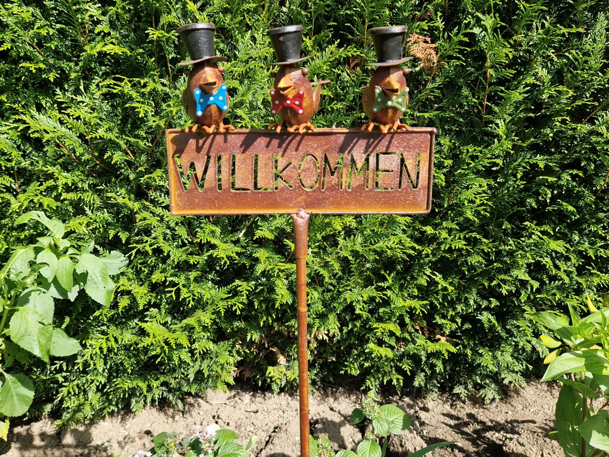 willkommensschild brau metall voegel