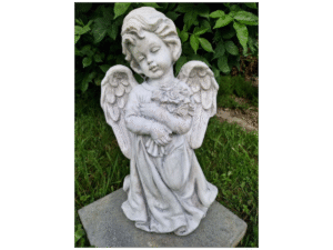 Engel Rosenstrauss Polyresin H44cm winterfest und stabil